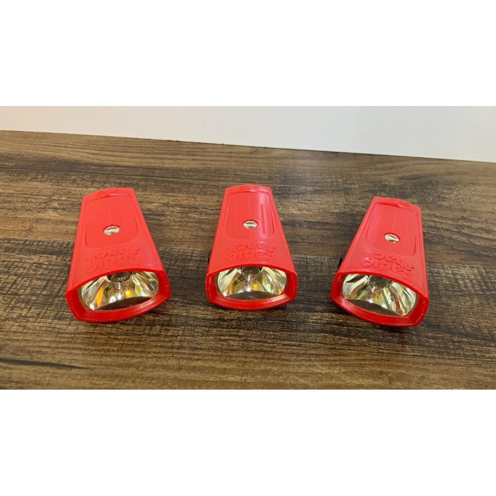 Lot of 3 Vintage Radio Shack Mini Red Plastic Pocket Flash Lights WORKING